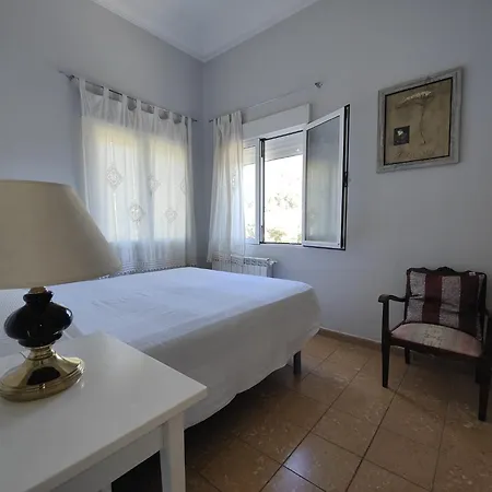 Casa El Rozado 컨트리하우스 피에드랄라베스